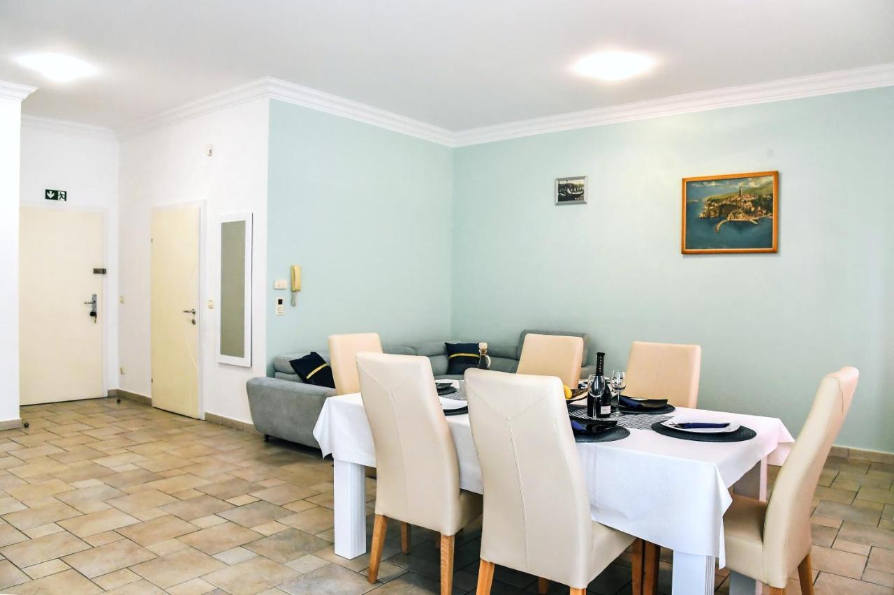 Apartman Lui Rijeka Bagian luar foto